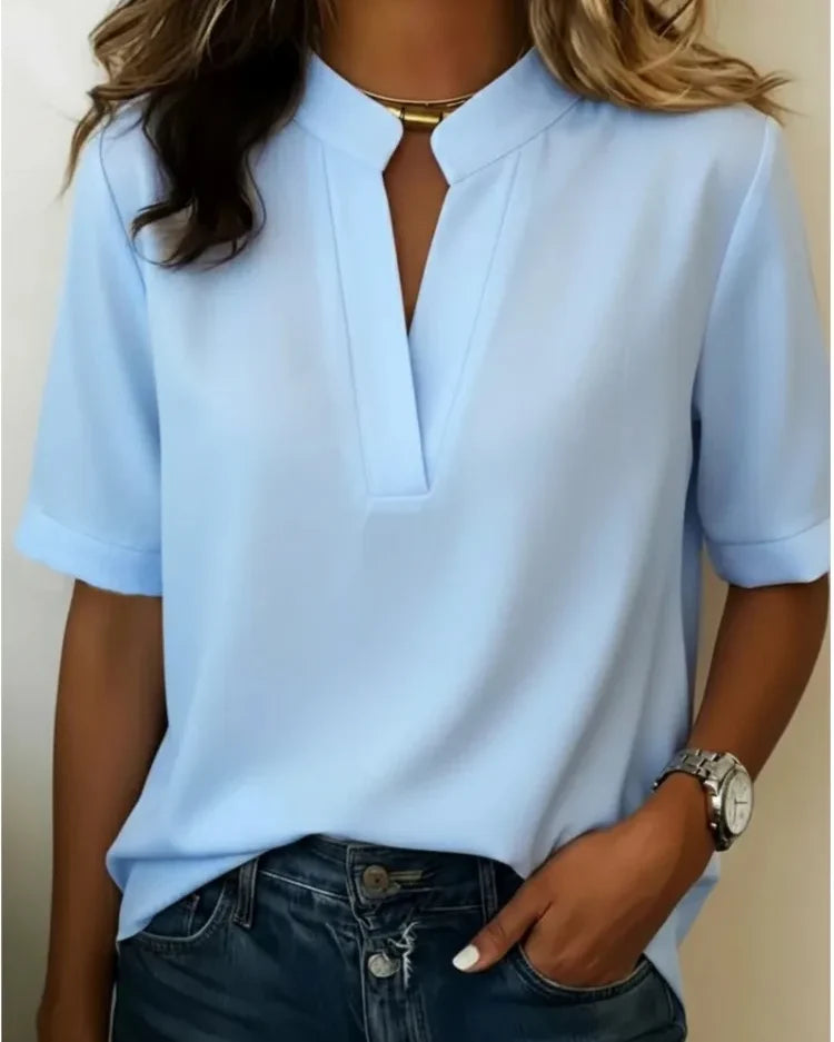 Blouse col V manches courtes Sidonie — Bleu ciel